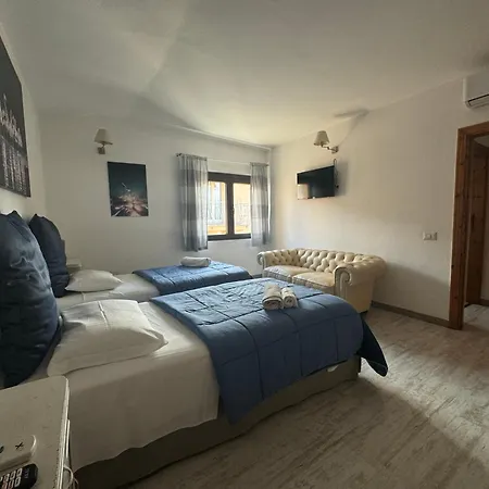 Pm 1 Via Armando Diaz Apartamento