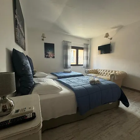 Apartment Pm 1 Via Armando Diaz